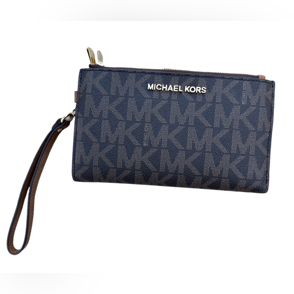 Michael Michael Kors 
Jet Set Travel Large Double Zip Wristlet Wallet - Brown